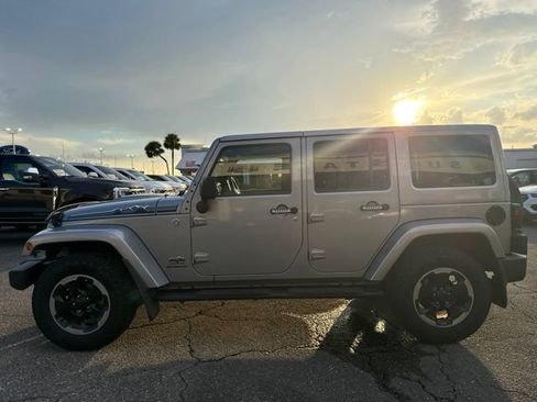 Used 2014 Jeep Wrangler Unlimited Sahara AWD/4WD image 2