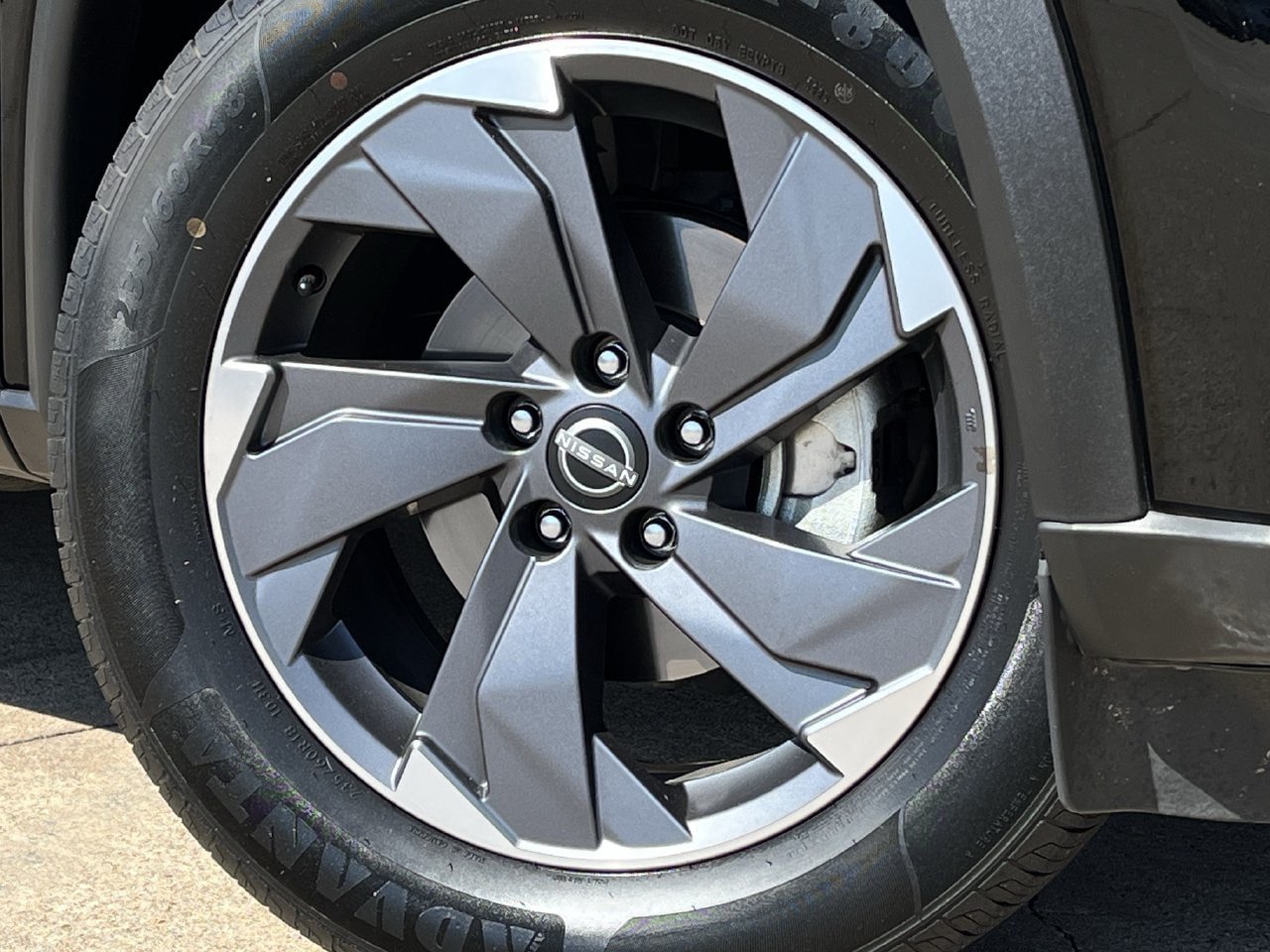 Used 2026 Nissan Rogue SV FWD image 27