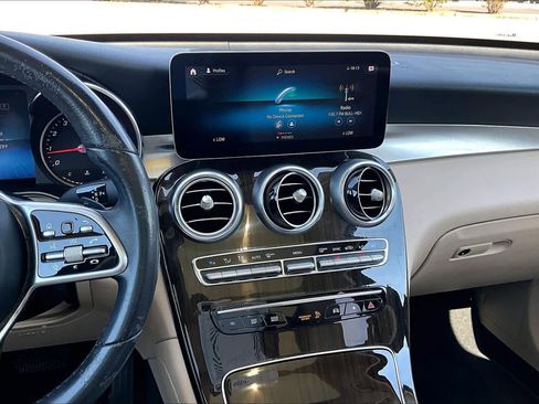 Certified 2021 Mercedes-Benz GLC 300 image 7