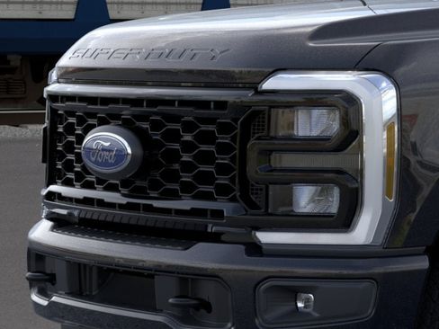 New 2026 Ford F250 XL AWD/4WD image 17