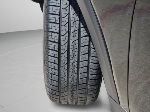 Certified 2025 Mercedes-Benz GLB 250 4MATIC image 29