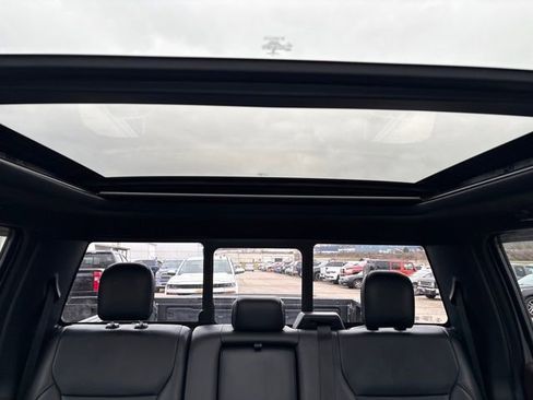 Used 2021 Ford F150 Lariat w/ Equipment Group 502A High image 17