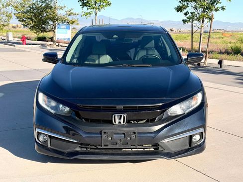 Used 2020 Honda Civic EX image 2