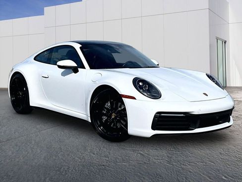 Certified 2024 Porsche 911 Carrera RWD image 9