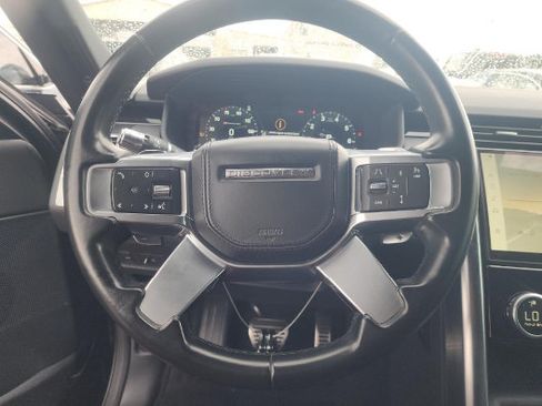 Used 2022 Land Rover Discovery HSE R-Dynamic AWD/4WD image 5