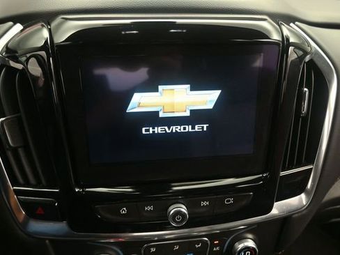 Used 2021 Chevrolet Traverse LT FWD image 10