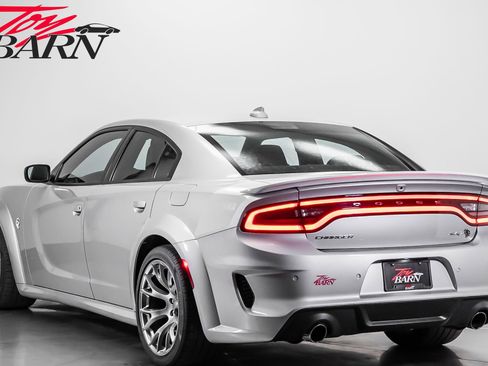 Used 2020 Dodge Charger SRT Hellcat w/ Harman/Kardon Audio Group RWD image 3