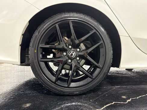 Used 2024 Honda Civic Sport image 8