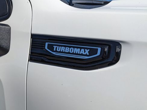 Used 2026 GMC Sierra 1500 Elevation image 11