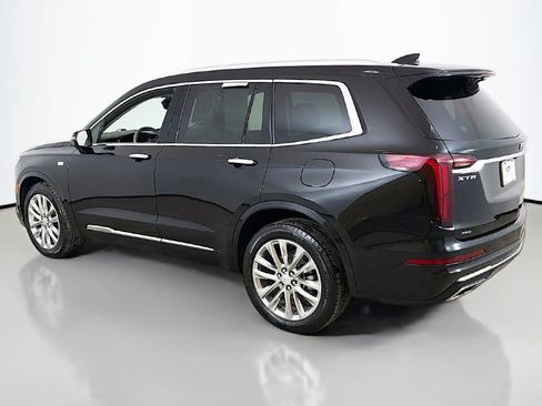 Used 2024 Cadillac XT6 Premium Luxury w/ Technology Package AWD/4WD image 14