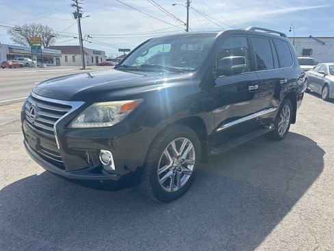 Used 2013 Lexus LX 570 4WD w/ Luxury Pkg image 1