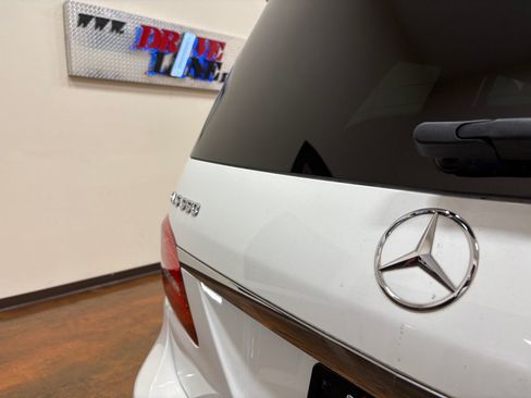 Used 2017 Mercedes-Benz GLS 550 4MATIC image 36