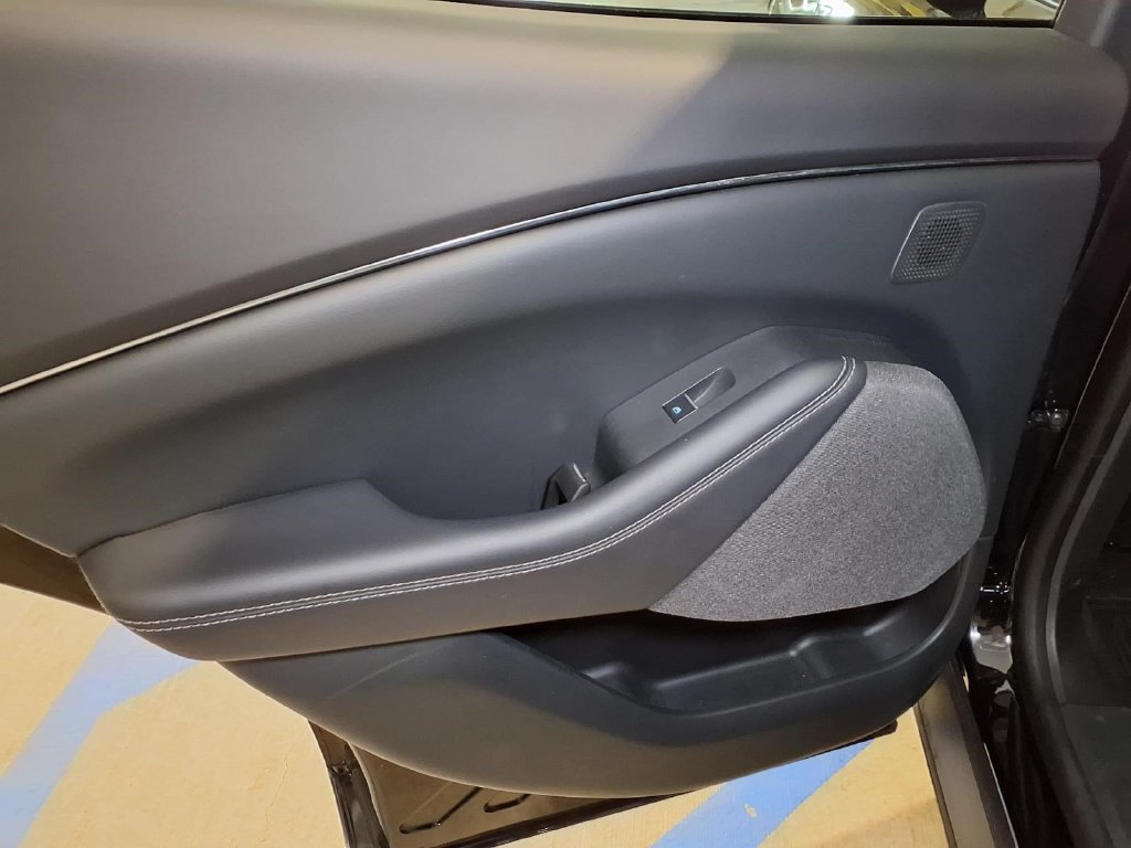 Used 2023 Ford Mustang Mach-E Premium RWD image 22