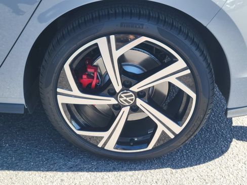 Used 2025 Volkswagen GTI SE FWD image 13