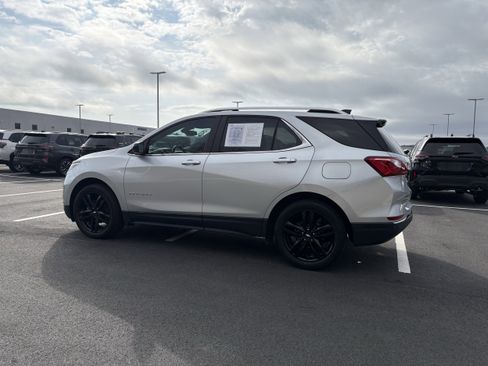 Used 2021 Chevrolet Equinox LT FWD image 5