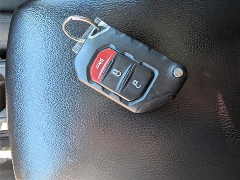 Used 2018 Jeep Wrangler Unlimited Sport S image 22