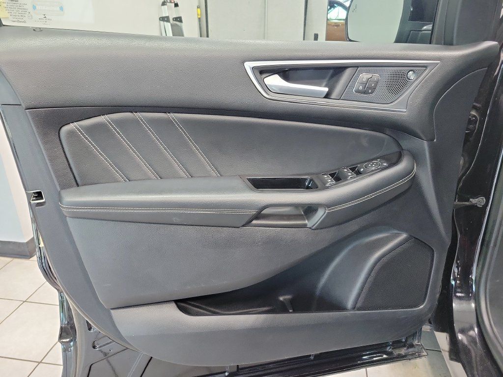 Used 2019 Ford Edge ST AWD/4WD image 40