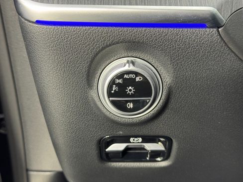 Used 2024 Mercedes-Benz CLE 53 AMG AMG CLE 53 w/ AMG Night Packag image 19