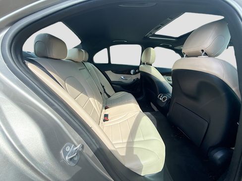 Used 2019 Mercedes-Benz C 300 Sedan image 28