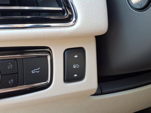 Used 2019 Lincoln Navigator Reserve AWD/4WD image 26