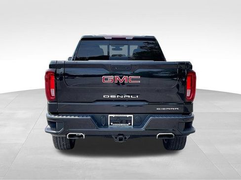 Used 2021 GMC Sierra 1500 Denali w/ Denali Premium Package AWD/4WD image 4