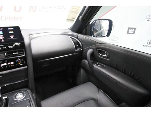New 2023 Nissan Armada SL w/ Midnight Edition Package image 8