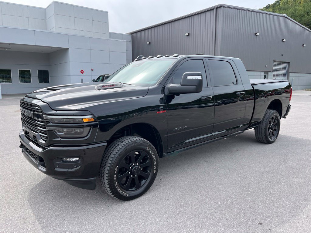 Used 2026 RAM 2500 Laramie AWD/4WD image 1