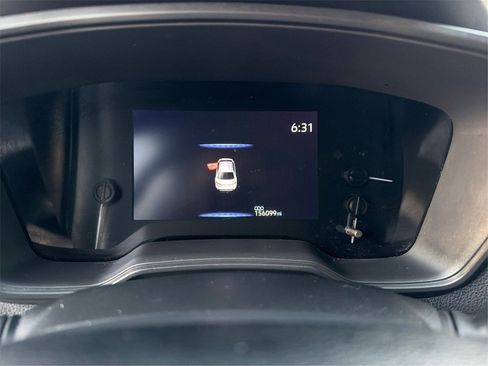 Used 2020 Toyota Corolla LE image 16