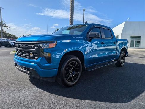 Used 2024 Chevrolet Silverado 1500 Custom image 8