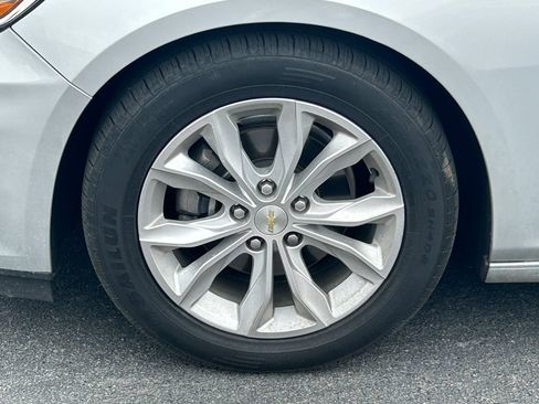 Used 2020 Chevrolet Malibu LT FWD image 13