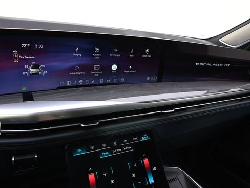 New 2025 Cadillac Escalade IQ Sport 2 image 28