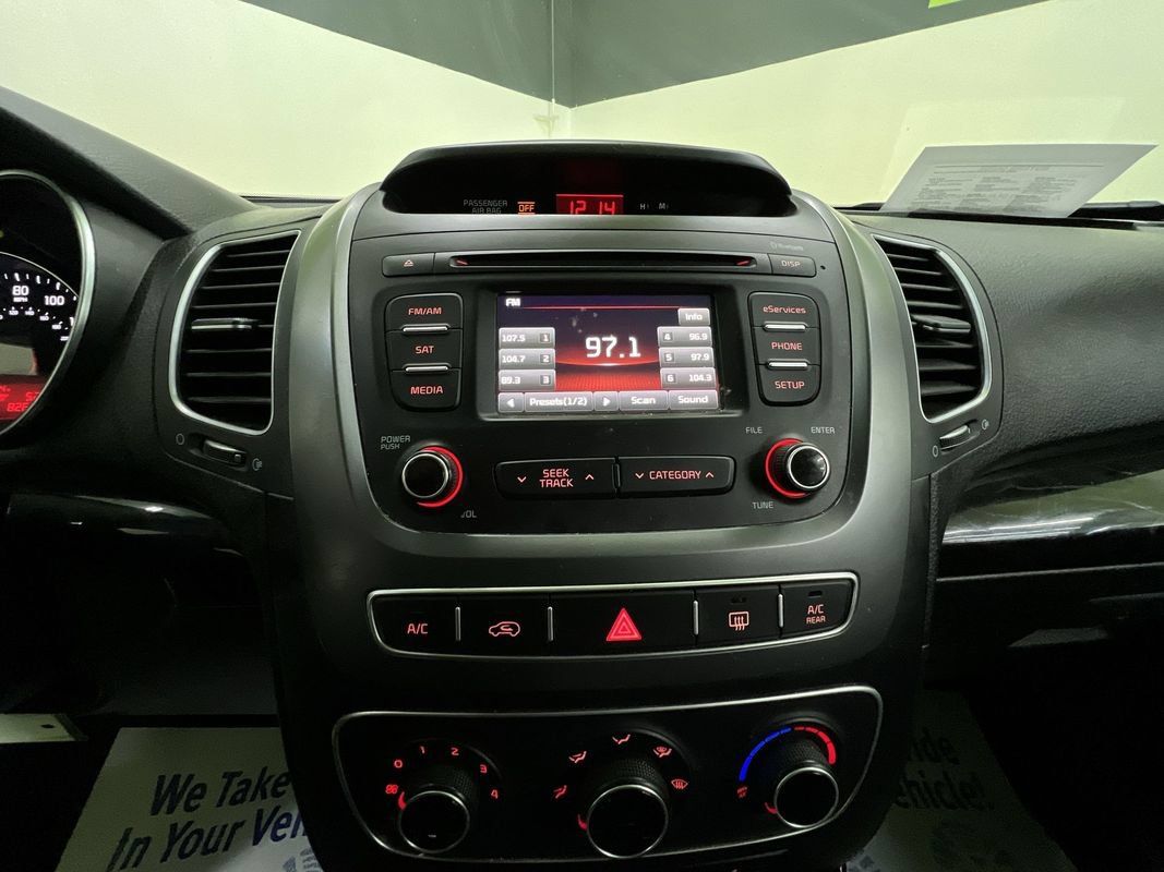 Used 2015 Kia Sorento LX AWD/4WD image 21
