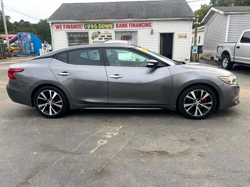 Used 2017 Nissan Maxima 3.5 SL image 2