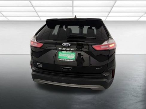 Certified 2022 Ford Edge SEL w/ Convenience Package AWD/4WD image 7