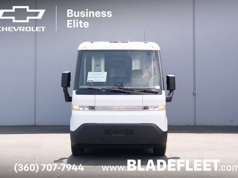 New 2025 Chevrolet Brightdrop 600 AWD/4WD image 2