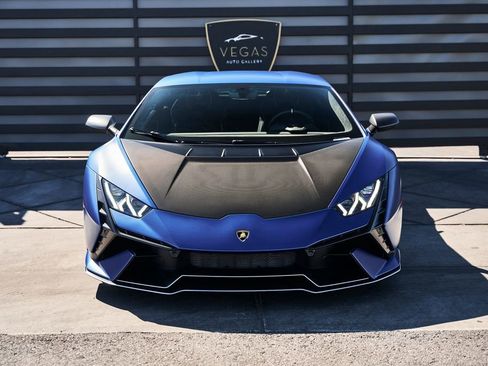 Used 2023 Lamborghini Huracan Tecnica RWD image 17