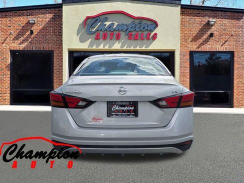 Used 2021 Nissan Altima 2.5 SV FWD image 8