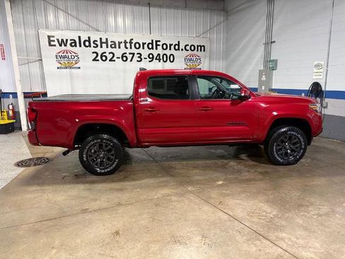 Used 2023 Toyota Tacoma SR5 w/ Technology Package AWD/4WD image 11