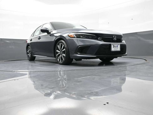 Used 2024 Honda Civic EX image 27