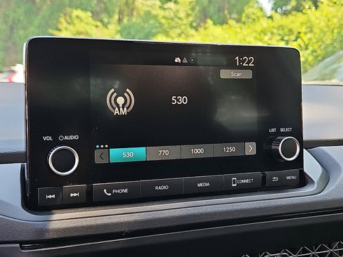 Used 2023 Honda Accord EX image 19