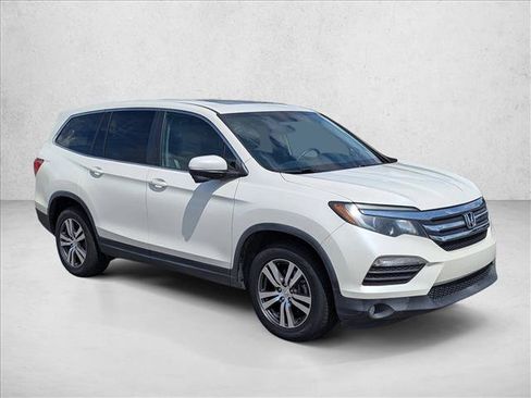 Used 2017 Honda Pilot EX-L image 3