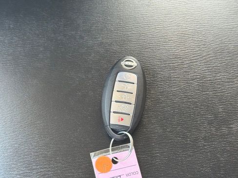 Used 2024 Nissan Armada SL image 30