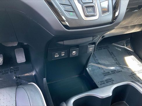 Used 2026 Honda Odyssey Elite image 39