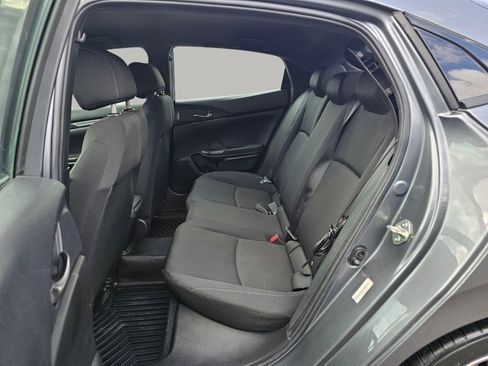Used 2018 Honda Civic Sport image 22