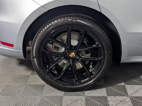 New 2026 Porsche Macan GTS AWD/4WD image 13