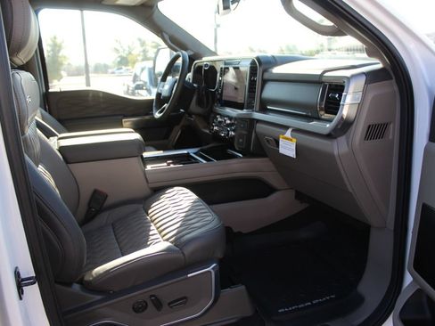 New 2026 Ford F350 Platinum w/ Platinum Plus Package AWD/4WD image 12