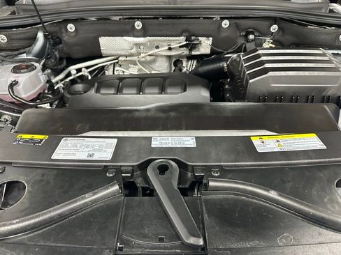 Used 2025 Volkswagen Atlas SE image 72