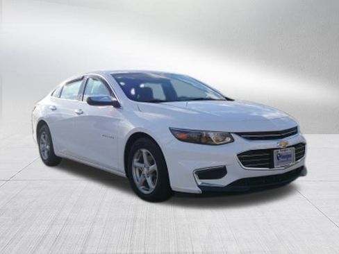 Used 2016 Chevrolet Malibu LS image 9