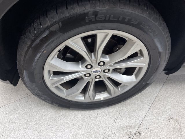 Used 2024 Ford Explorer Limited RWD image 9