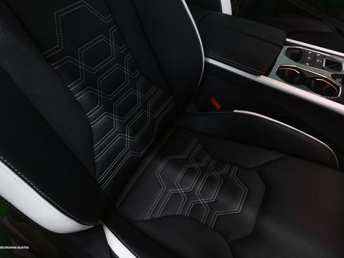 New 2025 Lamborghini Urus SE image 57